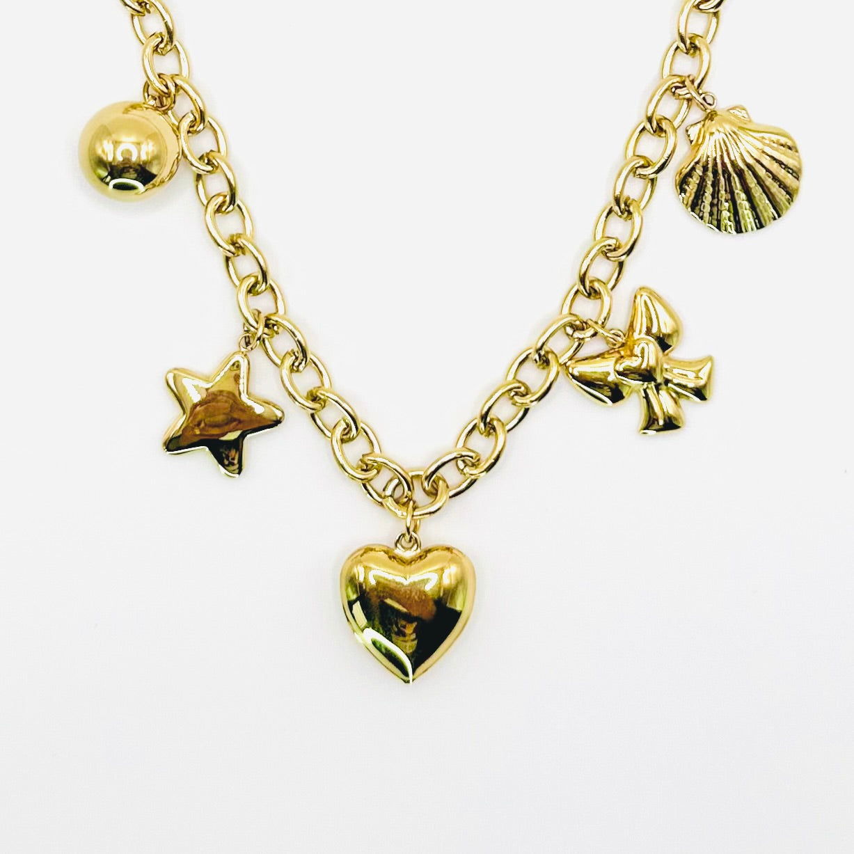 Shella Charm Necklace