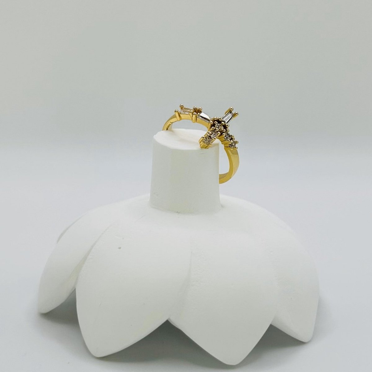 Faith Statement Cross Ring Adjustable