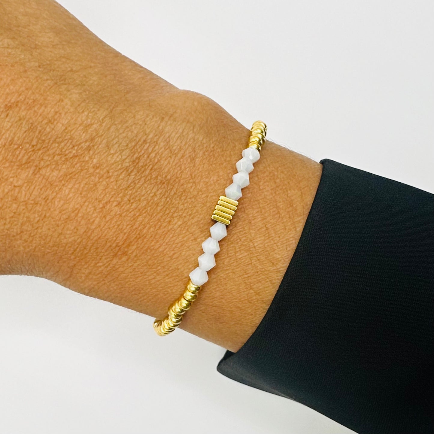 Sarah Bracelet White